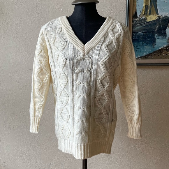 Vintage Sweaters - Vintage 100% acrylic 1970s chunky knit cream coloured sweater size small